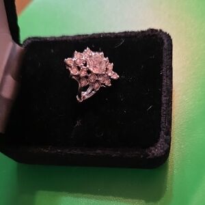 Elegant Silver Women's Ring